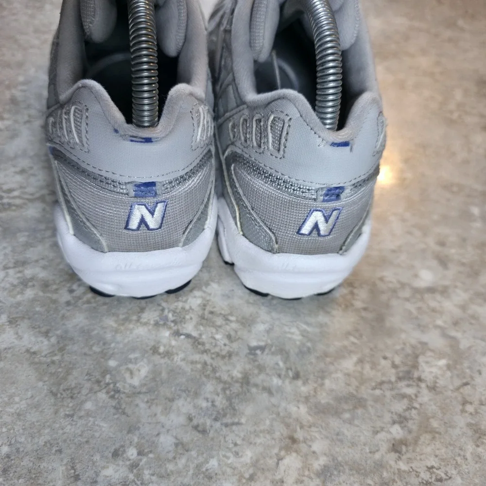 New Balance 470 Women's Size 8 Gray Blue White Sneakers CW470 Shoes